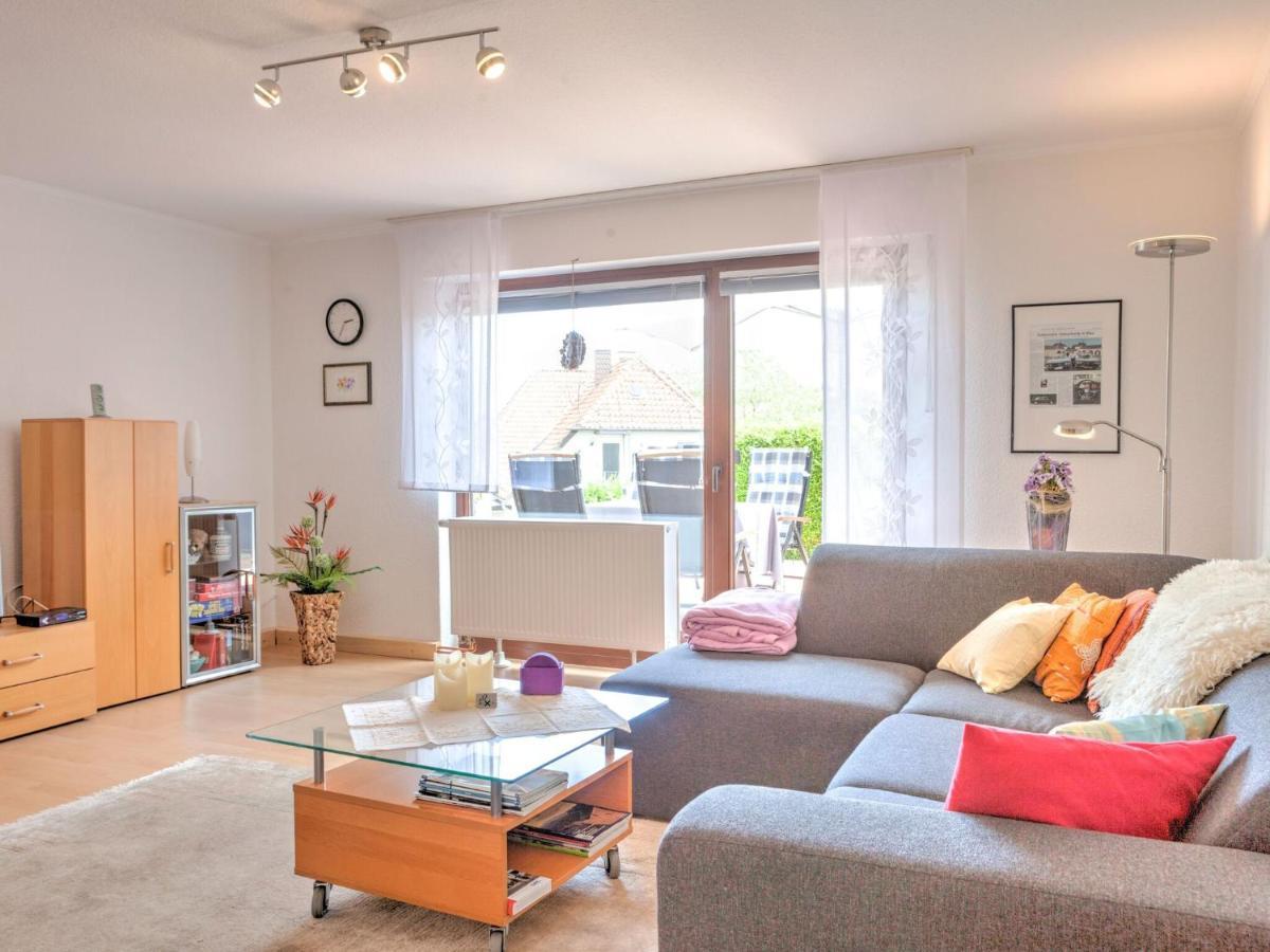 Sunny Flat In Bad Driburg With Garden Apartment Exterior photo