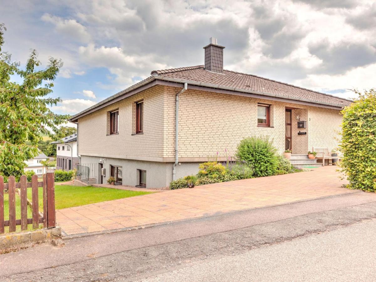 Sunny Flat In Bad Driburg With Garden Apartment Room photo