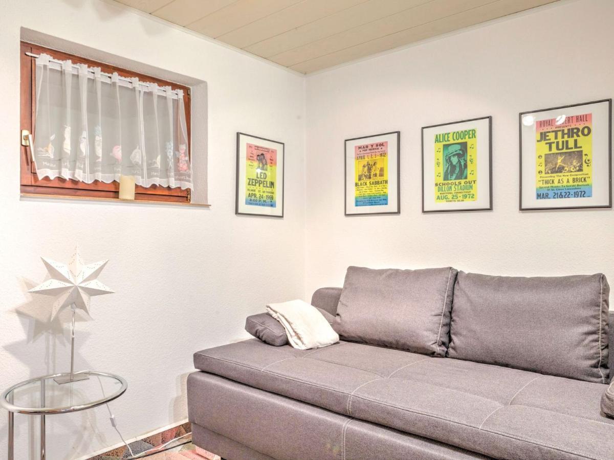 Sunny Flat In Bad Driburg With Garden Apartment Room photo